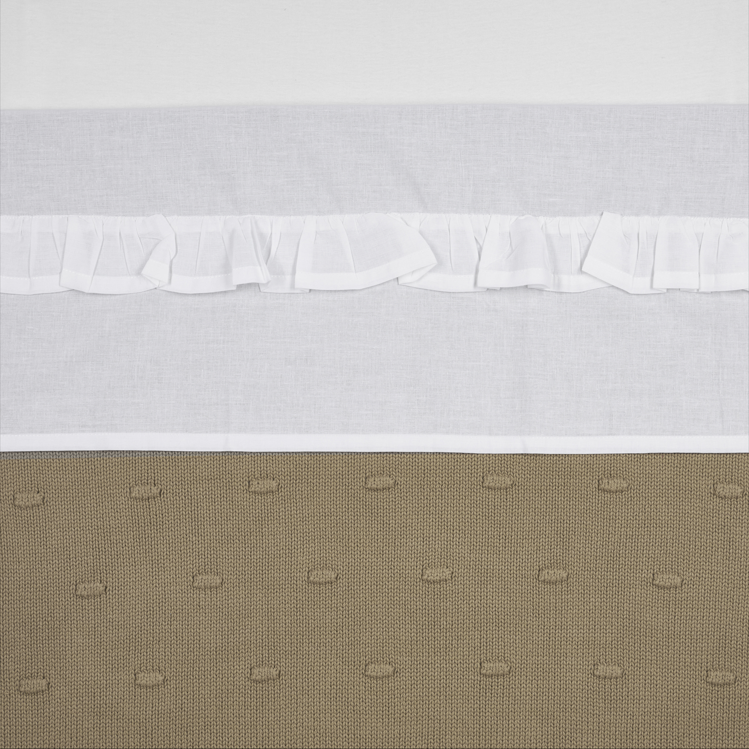 Laken Ruffle - White