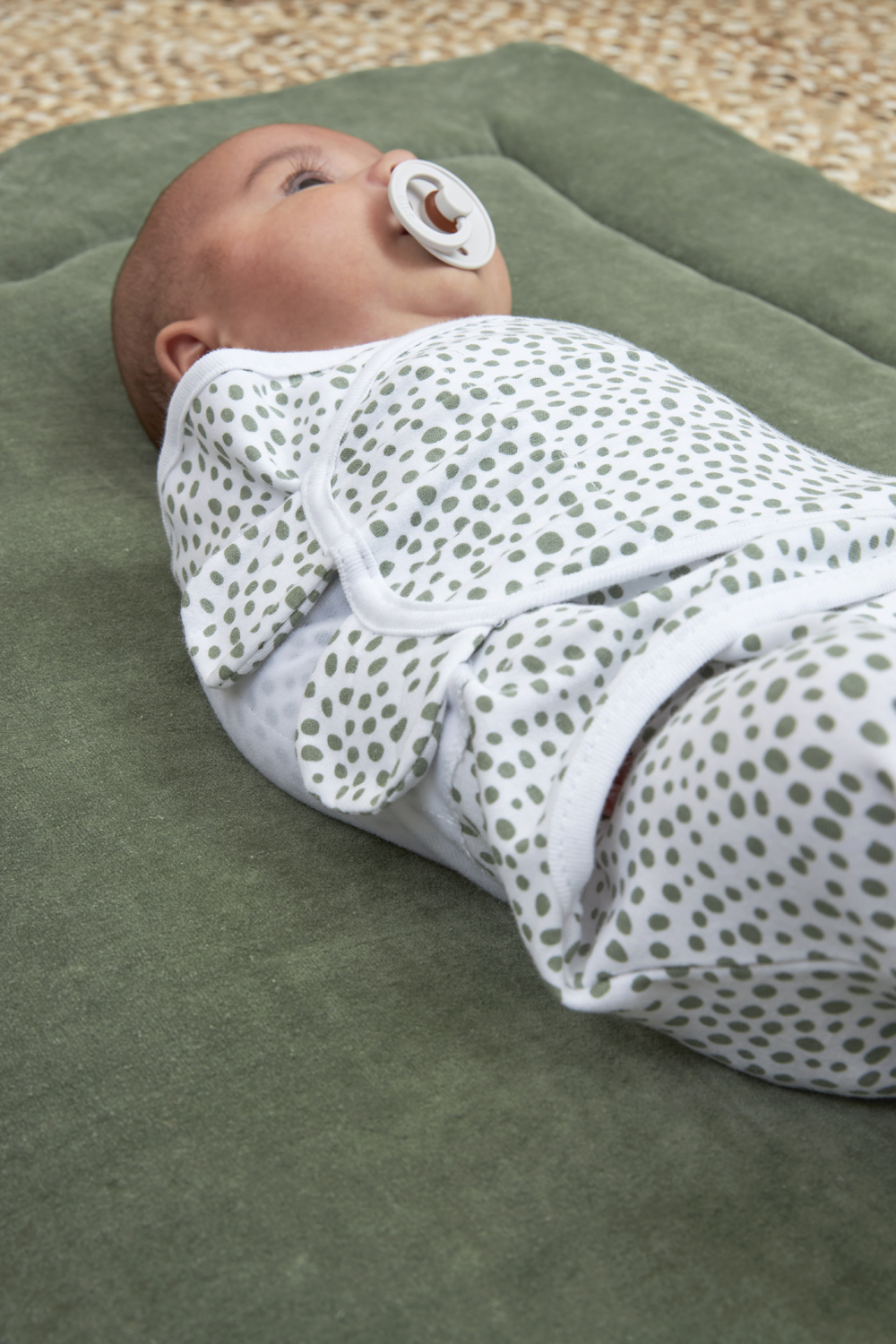 Swaddlemeyco Cheetah - Forest Green - 4-6 Months