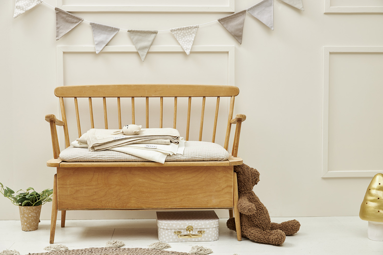 Crib bed blanket bamboo Ajour - offwhite - 75x100cm