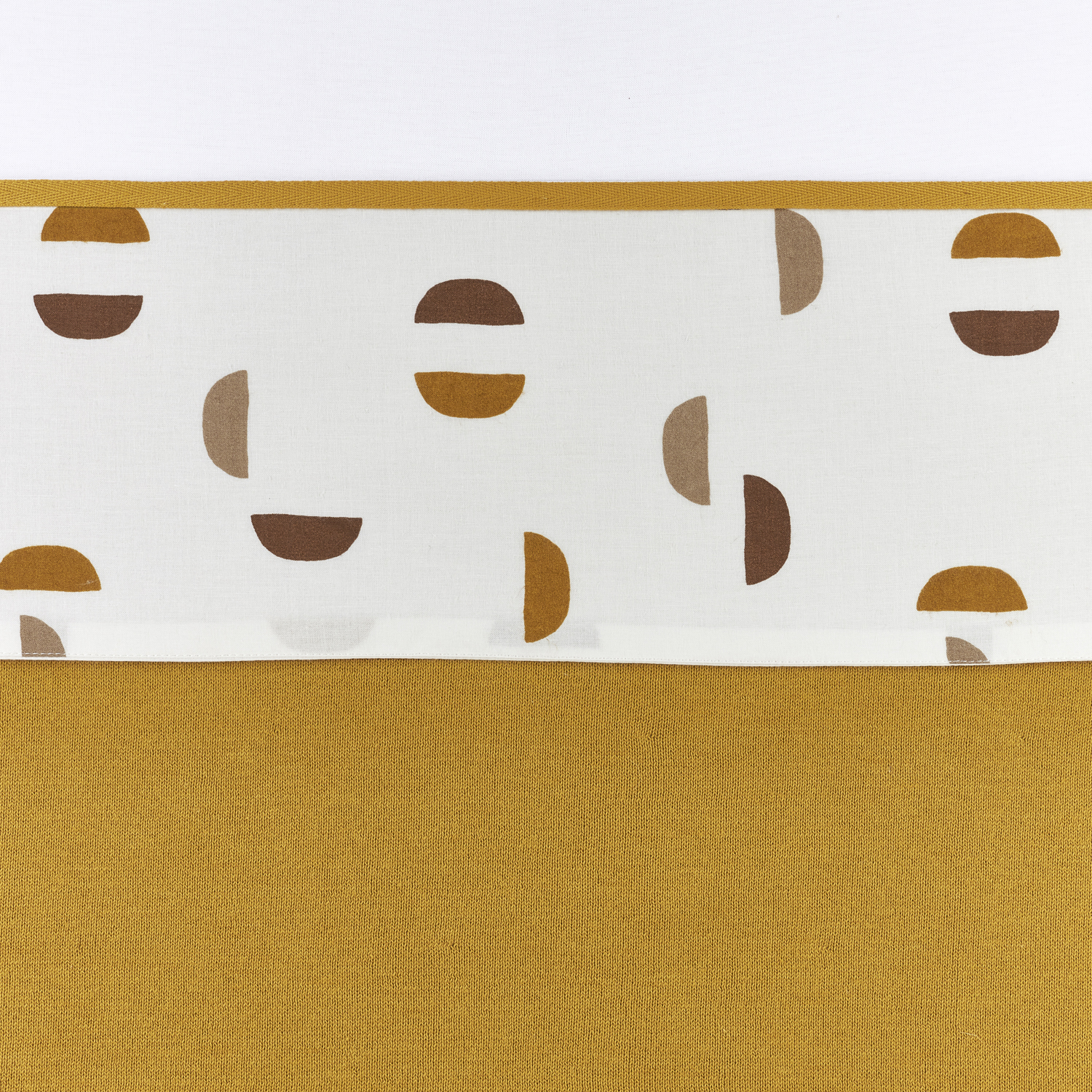 Cot bed sheet Shapes - honey gold - 100x150cm