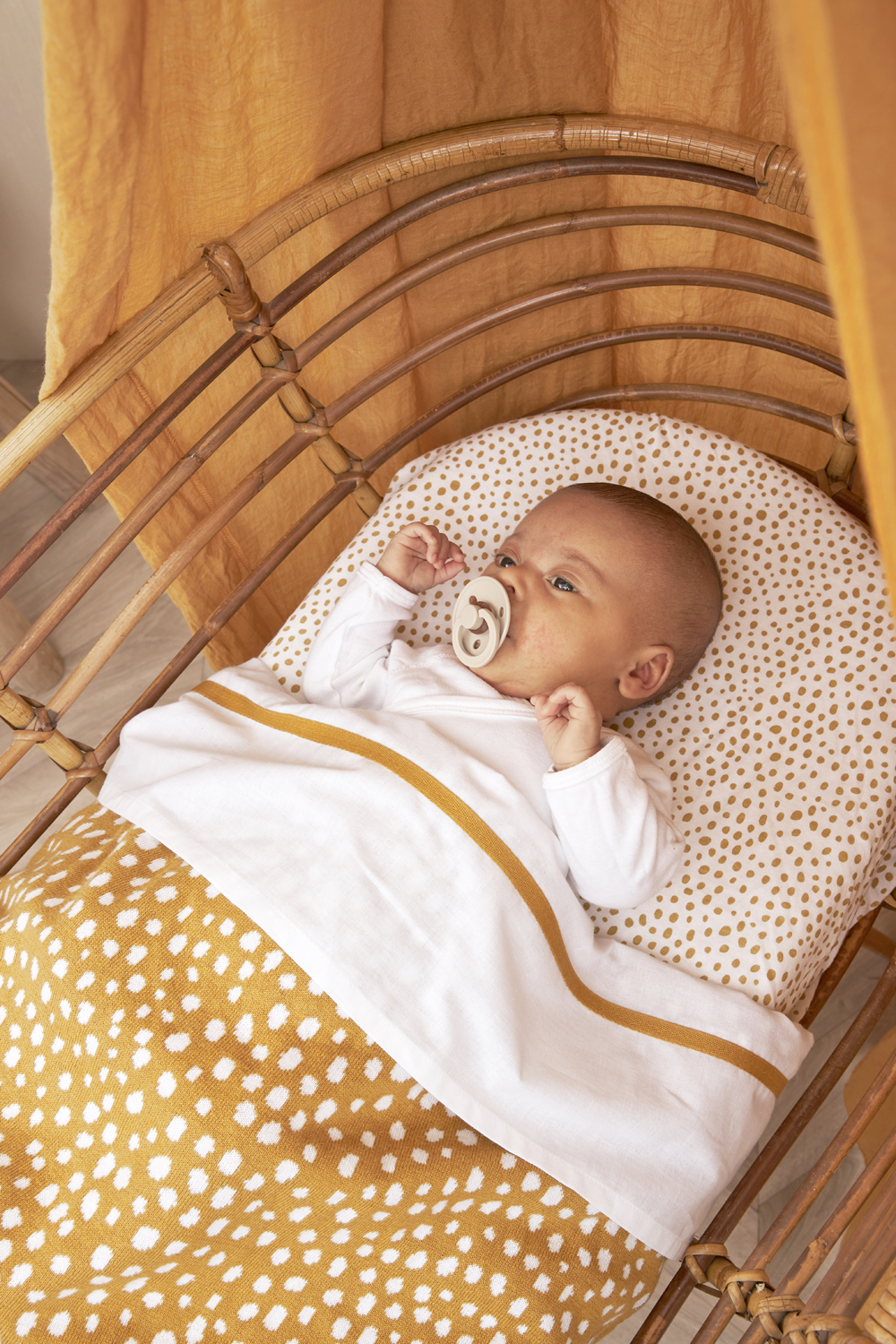 Crib bed blanket Cheetah velvet - honey gold - 75x100cm