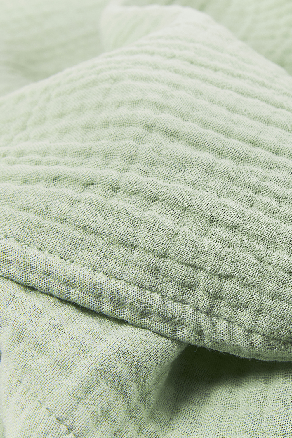 Cot bed sheet pre-washed muslin Uni - soft green - 100x150cm