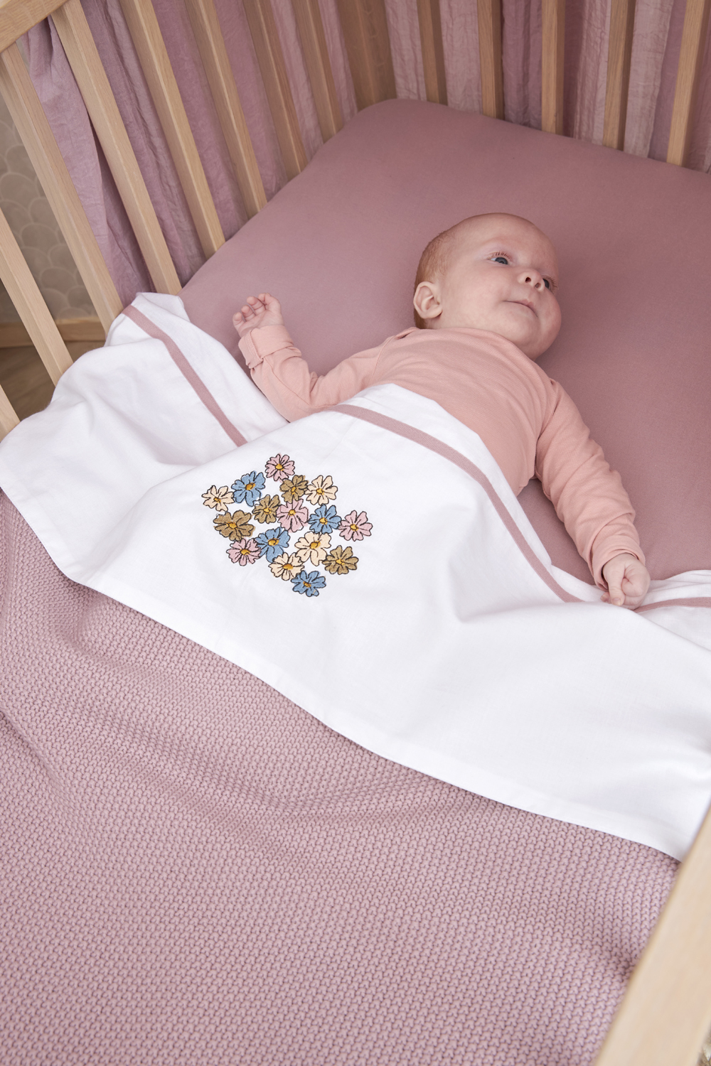 Wieglaken Vintage Flower - lilac - 75x100cm